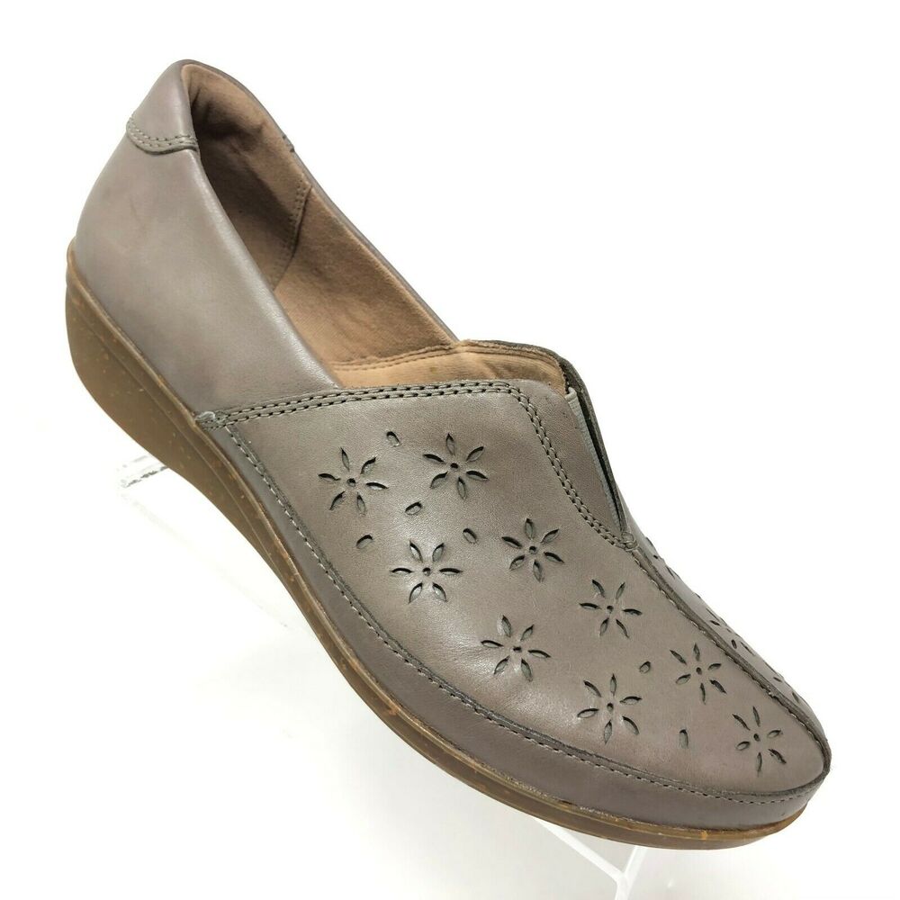 Clarks Loafer Women's 7 W Sage Gray Leather Laser Cut‎ Flat  Everlay Dairyn Shoe